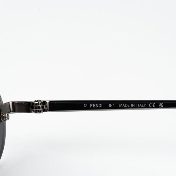 Fendi FIRST CRYSTAL Women Sunglasses Silver Grey Oval FE4075US 12A NEW AUTHENTIC main image 12